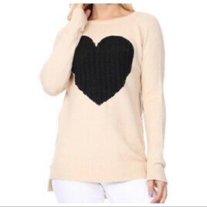 ✨ONE DAY SALE✨Beautiful Heart ❤️ Pull over sweater